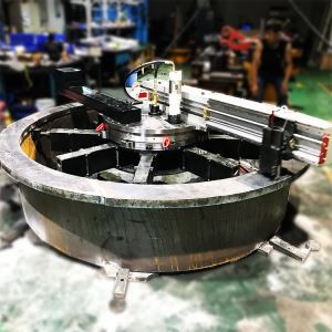 Alat Pemesinan Flange Mudah Alih Besar